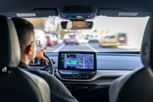 How to Run Android Auto Without Mobile Data or Internet Service