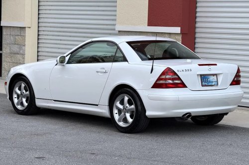 I Drove the Mercedes SLK That Sparked the Folding-Hardtop Craze