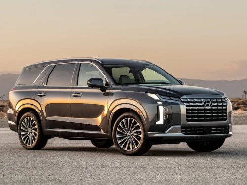 Hyundai, Hyundai Is Putting Garage Door Controls Behind A Subscription