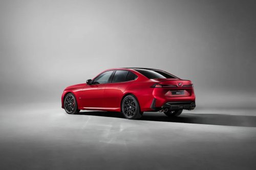 BMW's Gas-Powered 3-Series Gets a Big Makeover, And We Have the Details