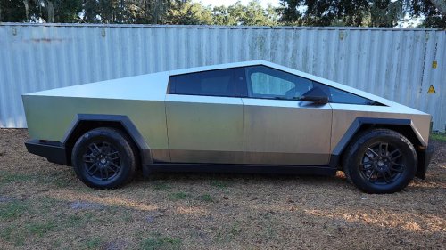He Dropped $100K on a Brand-New Cybertruck—and Tesla Handed Him a Greasy Disaster