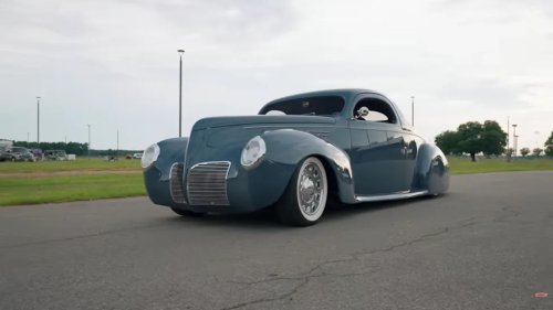 Stunning Lincoln Zephyr Hides A 5.0 Coyote V8 Under The Hood