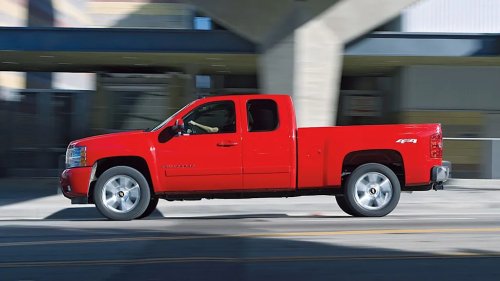 Toyota, Chevy, Toyota Came for Chevy’s Truck Crown. The Silverado Wasn’t Ready to Give It Up.