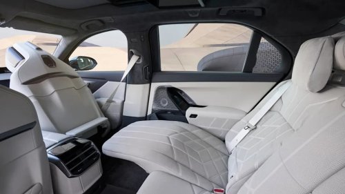 BMW, BMW 7 Series, BMW Put Neue Klasse Tech In The 7 Series, And It’s Absurd In The Best Way