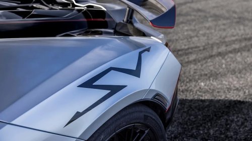 Lamborghini Says It Has No Current Plans for a Manual Transmission