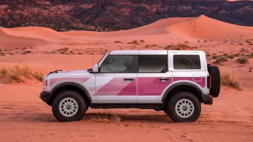 Ford, Ford Bronco, The Ford Bronco Desert Rising Looks Pretty (Awesome) in Pink