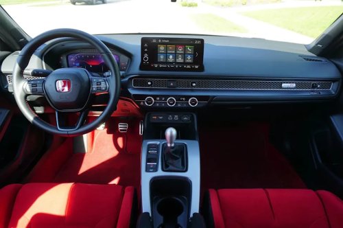 Honda, Honda Will Keep Building Manual Cars Even Though Demand Is Dying, Executive Says