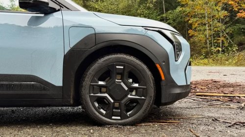 2027 Kia EV3 First Drive: An Affordable EV With Good Range (Just Pick This Trim)