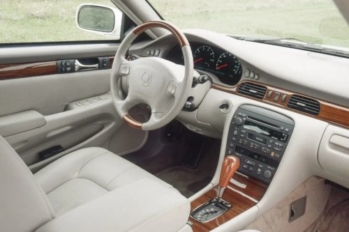 Cadillac, Touring, A Photo Tour of the 1998 Cadillac Seville Touring Sedan
