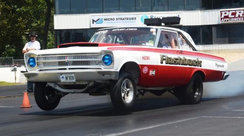 Mopar Street Hemi Vs. Race Hemi Engines: What's The Difference?
