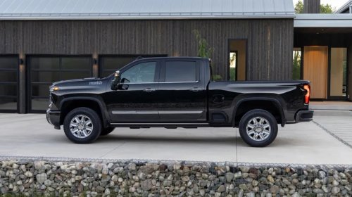Chevy, Will A Chevy Silverado Last 300K Miles? Here's What Owners Say