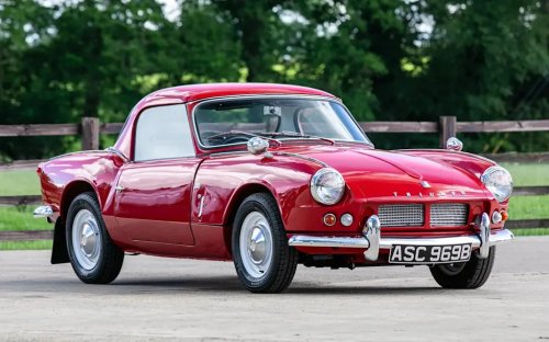 Lewis Hamilton’s father sells classic car collection for £1.7m