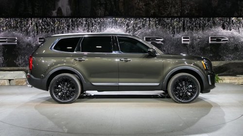 Kia Telluride Recall Fix Failed, 450,000+ SUVs Need to Park Outside