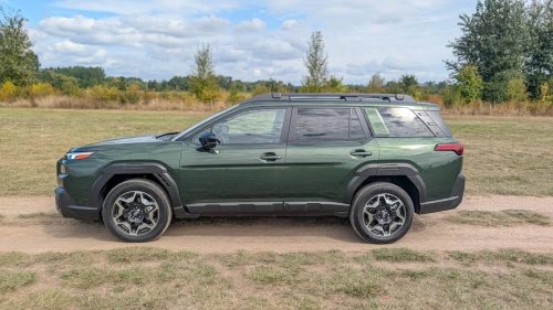 I Drove the 2026 Subaru Outback Touring in Downtown Portland. Here Are the Pros and Cons.