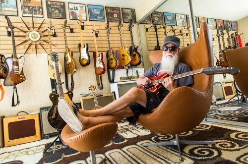 Why classic cars and classic guitars are a match made in heaven
