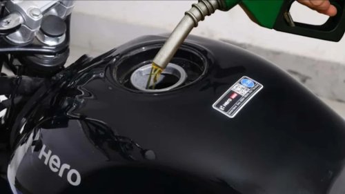This Weird Ethanol Motorcycle From India Might Make More Sense Than EVs For Half The Planet