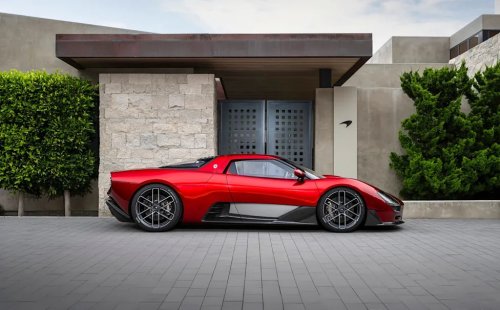 McLaren, Better Late Than Never: McLaren Brings Back a Manual Gearbox with the Sleek McL 6GT