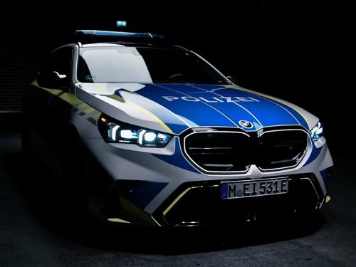 BMW Built a Road-Ready M5 Touring Police Car