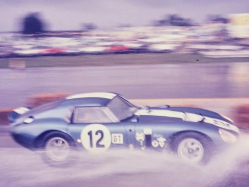 Ferrari, Carroll Shelby’s Ferrari Killer Just Smashed the American Car Auction Record at $42.9 Million