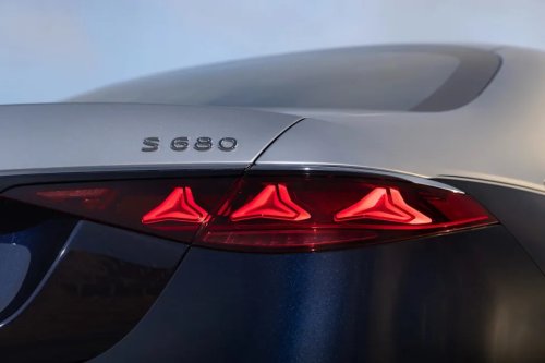 Gallery: 2027 Mercedes-Maybach S 680 Sedan Photos