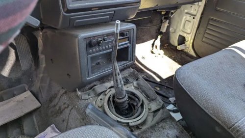 Junkyard Find: 1992 Mazda B2200 SE-5 Cab Plus