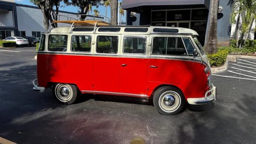 Volkswagen, 1975 Volkswagen Type 2 Microbus 23-Window Conversion For Sale With 45,000 Miles Shown