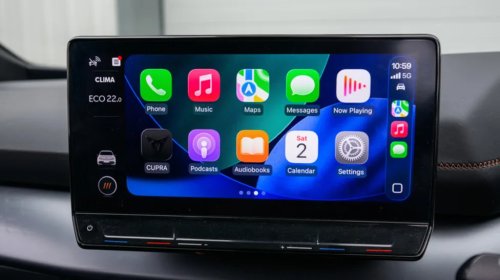 Battery, Why Is Apple CarPlay Draining Your Phone Battery?