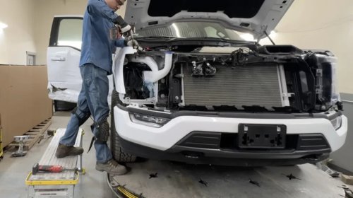 Ford CEO Says Modern Cars Are Too 'Complicated' For Home Mechanics To Repair