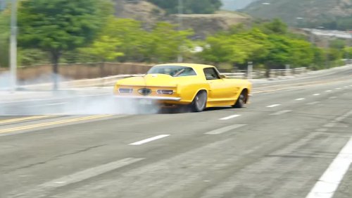 Buick, Ridiculous $3-Million Buick Riviera Has 900 HP And Gets Driven Flat Out