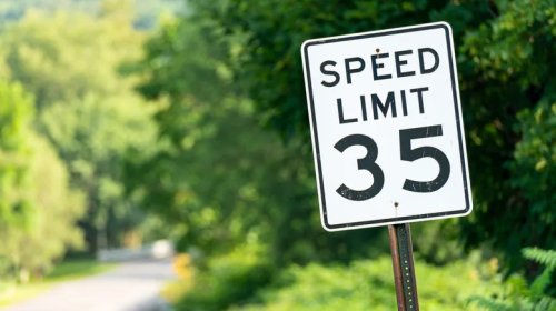 If There Isn't A Speed Limit Sign Anywhere In Sight, Here's What You Should Do