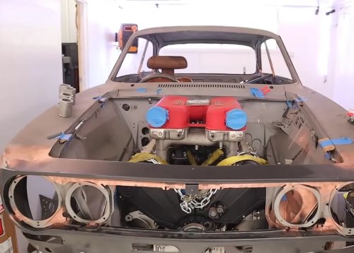 Watch a YouTuber Shove a Ferrari 360 V8 Into a 1973 Alfa Romeo, Creating the “Alfarrari”