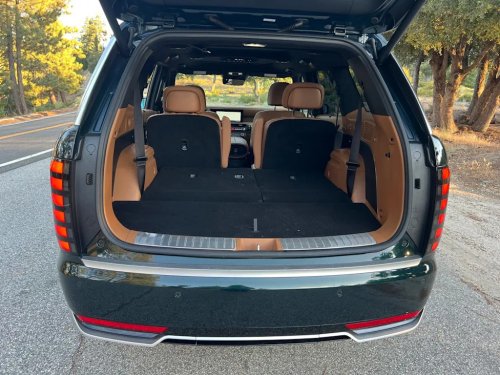 Tested: 2026 Hyundai Palisade Hybrid Calligraphy Is Luxury on a Budget