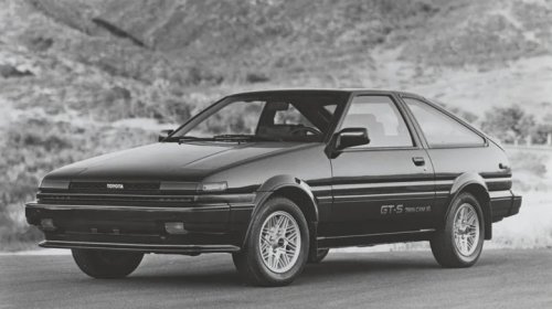Why Some Old Cars Appreciate In Value (But Most Others Remain Cheap)