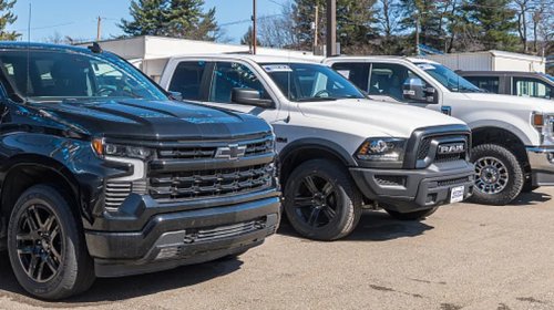 Americans Still Aren't Buying EVs Despite High Gas Prices