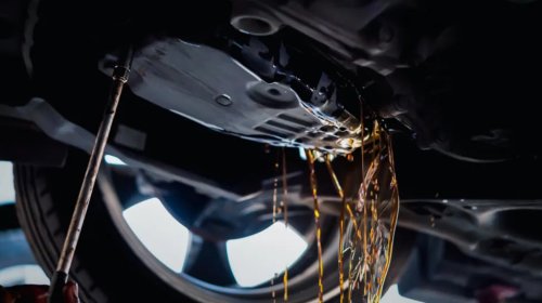 What The Color Of Your Transmission Fluid Is Telling You