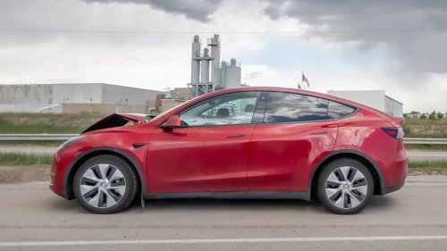 Tesla's US crash filings omit the detail many investigators say matters most: what the car did