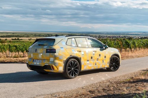 View Exterior Photos of the 2028 Volkswagen ID. Tiguan