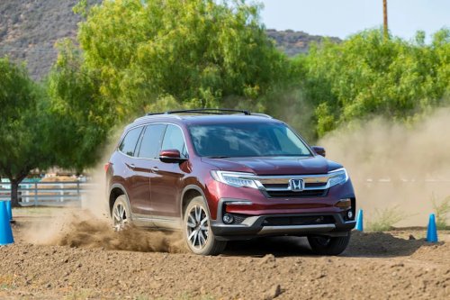 My Friend Drives a 2019 Honda Pilot and Doesn't Want a Big 3-Row SUV Anymore. This is What I Recommended