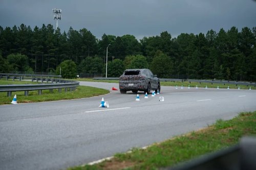 BMW, BMW X5 Prototype Drive: One Shape, Many Flavors