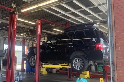 Should You Buy New Tires From Your Car Dealer? Maybe… Here’s How to Tell