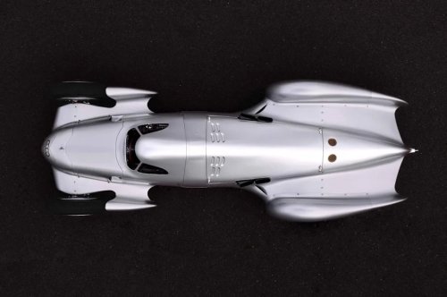 Audi, Record-breaking, V16-powered Audi returns