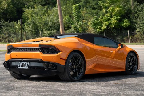 Citroën, The End of the V10 Hasn’t Reached the Base Huracán Yet. This 8k-Mile LP580-2 Spyder Shows Why.