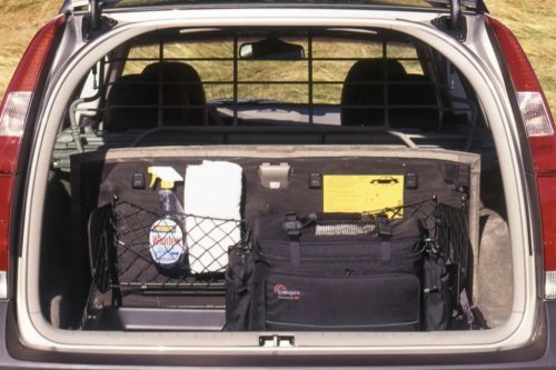 Take a Closer Look at the 2001 Volvo V70 Cross Country (Photo Gallery)