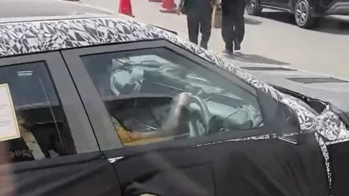 Hyundai, Hyundai Kona, Hyundai Ioniq, Next Hyundai Kona Interior Spied With Ioniq 3 Screens And Physical Controls
