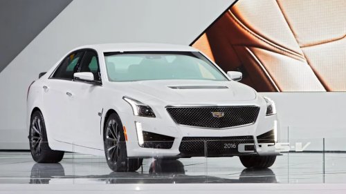 GM Recalls Decade-Old Vehicles Over Airbag Shrapnel Risk