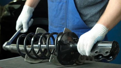 Shocks Vs. Struts: Here's The Difference