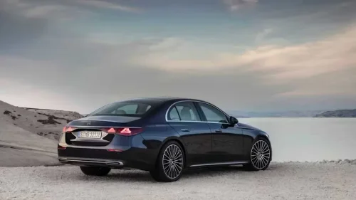 The luxury sedan that makes Mercedes look overpriced
