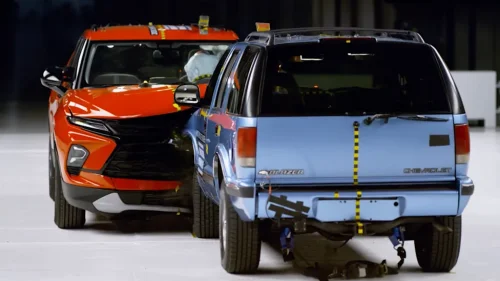 Chevy, Old vs. New Chevy Blazer Crash Test Shows How Much Safety Has Improved Since the ’90s