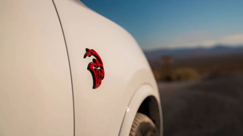 The Dodge Durango Is Still Hanging On For 2027, But One Engine’s Been Dropped