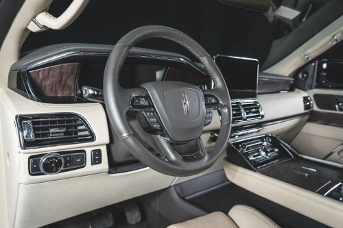 2020 Lincoln Navigator 4×4 For Sale With 10,000 Miles